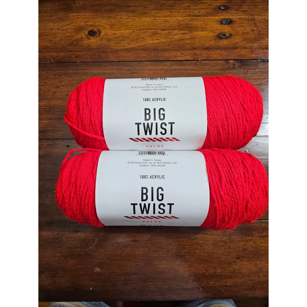 Big Twist Value Yarn Varsity Red 100 Acrylic 380 Yds 6 Oz Lot 642540